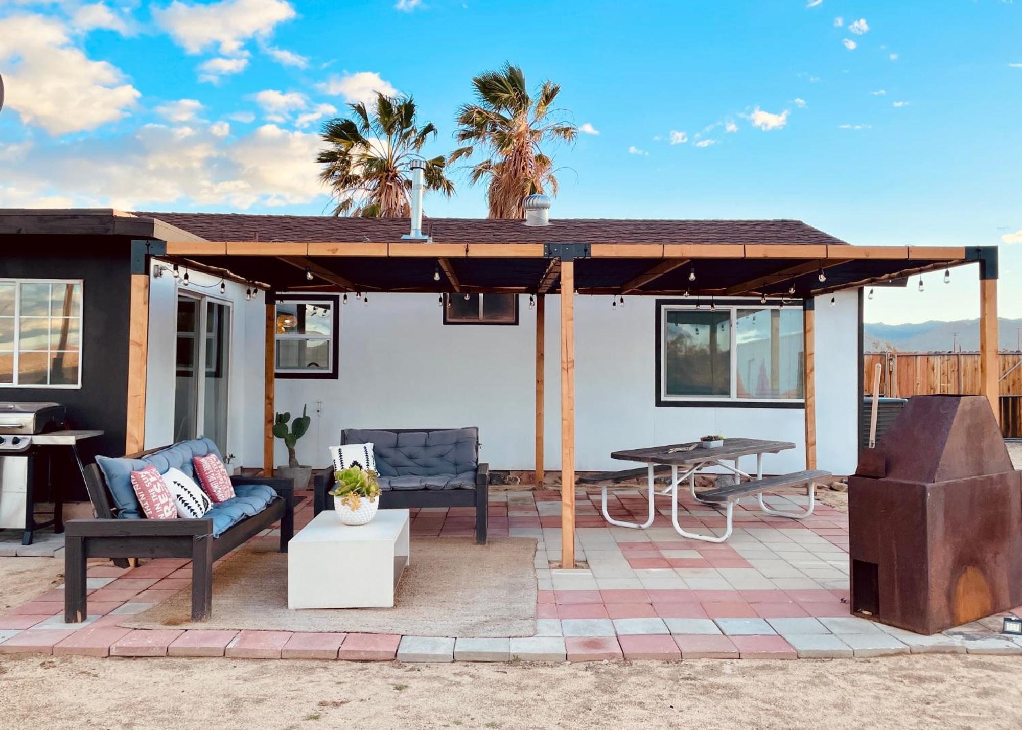 Twin Palms Desert Getaway - Jacuzzi, Fire Pit, Meditation Room & More Joshua Tree Exterior photo